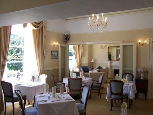 Hostal The Berburry