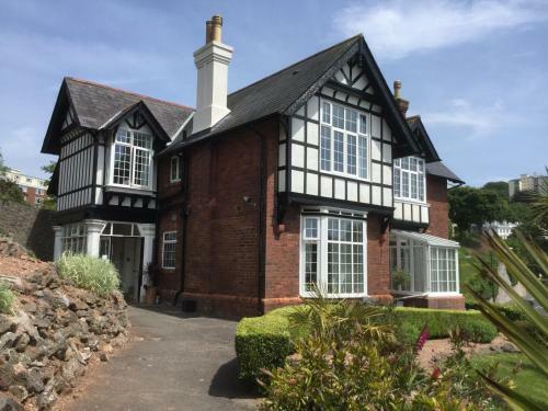 Bedford House Holiday Apartments