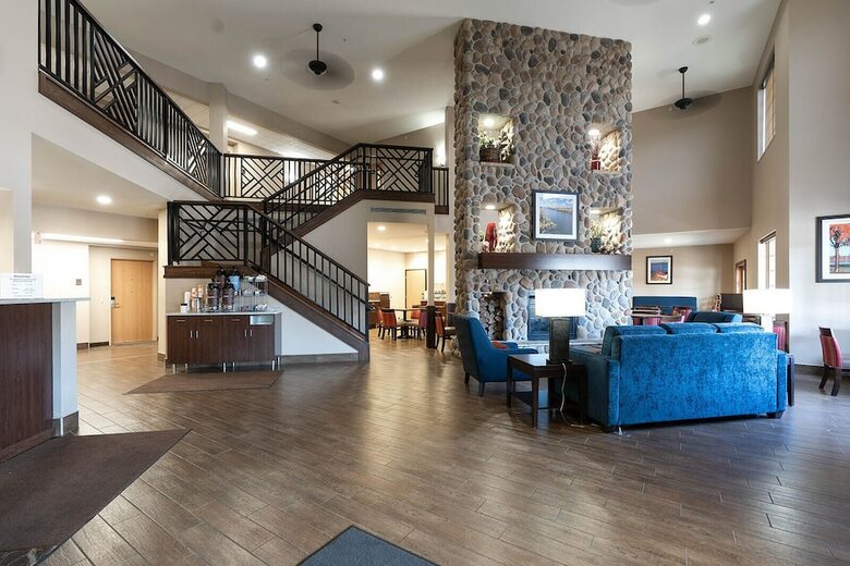 Hotel Comfort Suites Rapid River Lodge