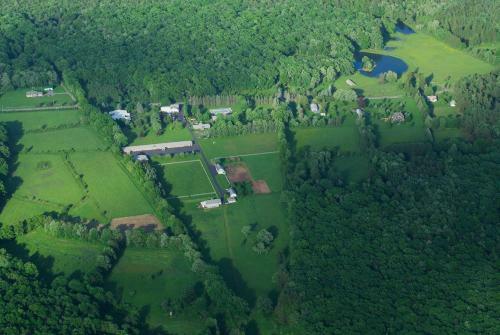 Hotel Lukans Farm Resort
