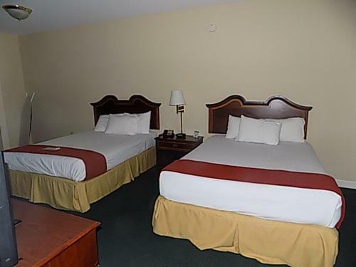 Hotel Admiralty Of Plantation Oaks
