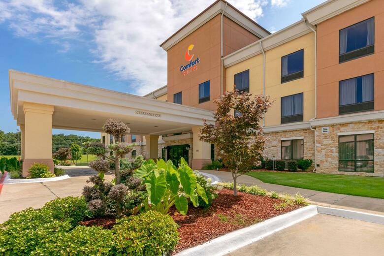 Hotel Comfort Suites Forrest City