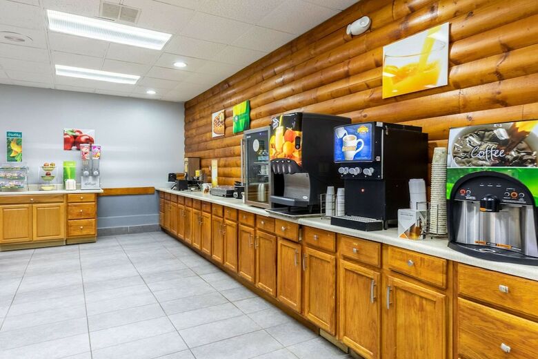 Hotel Super 8 Newport