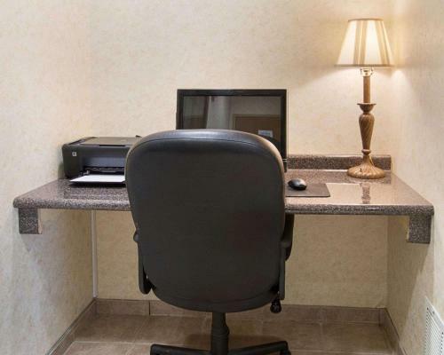 Hotel Quality Inn & Suites - Glen Rose