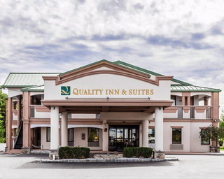Hotel Quality Inn & Suites