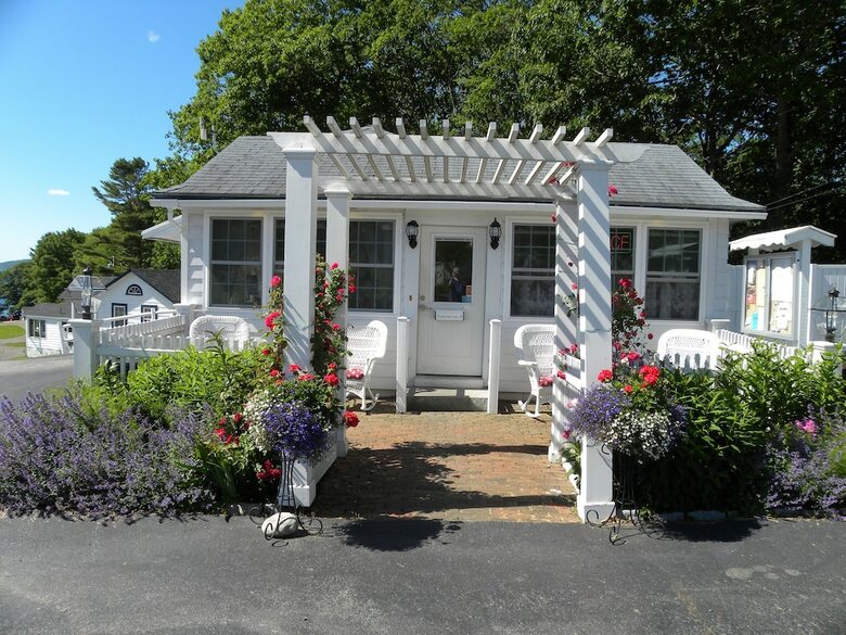 Motel Colonial Gables Oceanfront Village