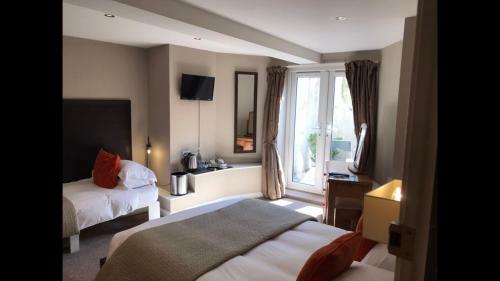 Bed & Breakfast Martins Guest House
