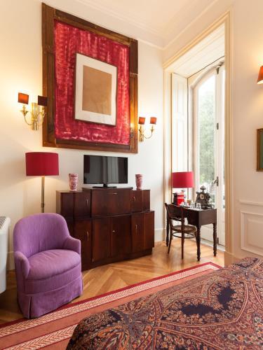 Hostal The Independente Suites & Terrace