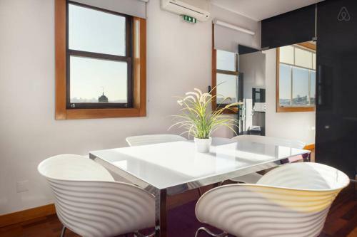 Low Cost Tourist Apartments - Pal�cio Da Bolsa