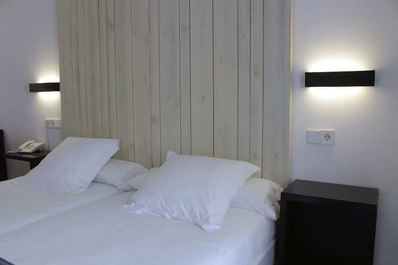 Hotel Lois