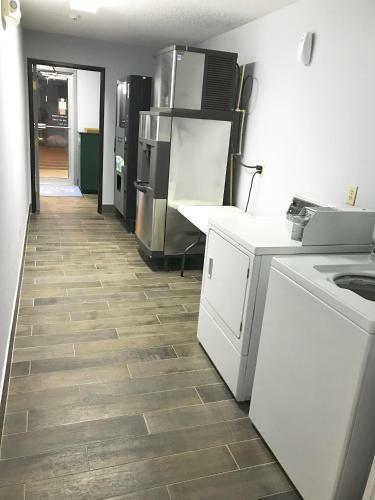 Hotel Baymont Inn & Suites Marinette