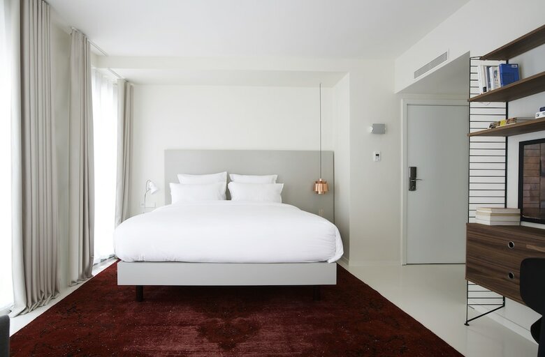 9hotel Sablon