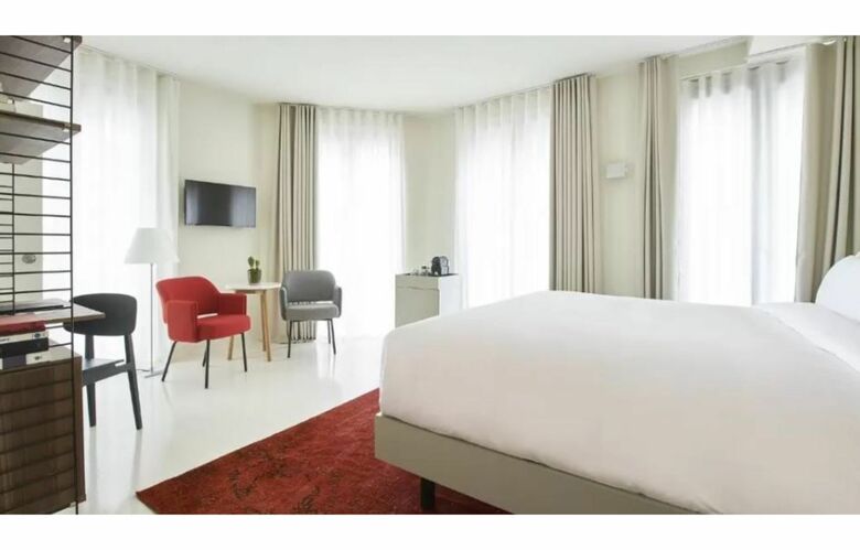 9hotel Sablon