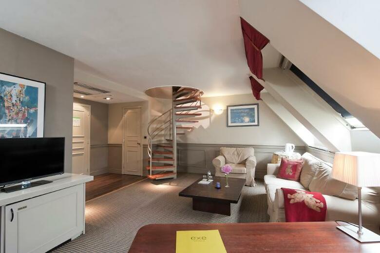 9hotel Sablon