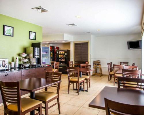 Hotel Sleep Inn & Suites Niantic