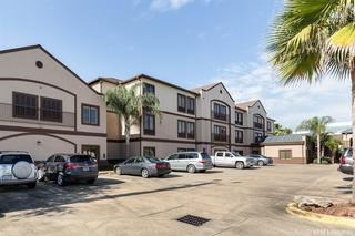 Hotel Comfort Suites Lake Jackson