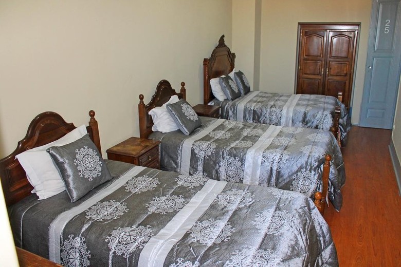 Hostal Residencial Henrique Viii