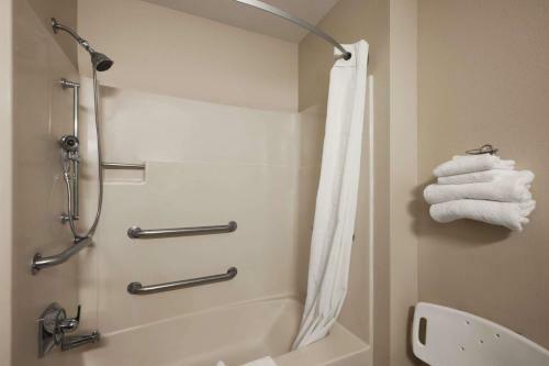 Hotel Super 8 By Wyndham Cromwell/middletown