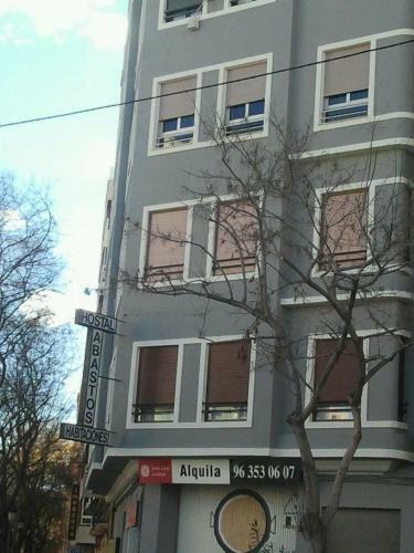 Hostal Abastos