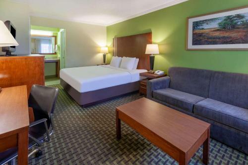 Hotel Days Inn By Wyndham Austintown