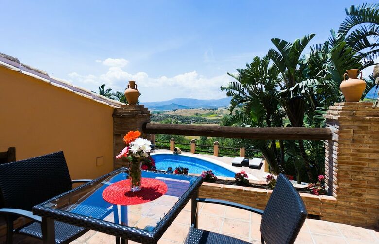 Hostal Posada Los Cantaros