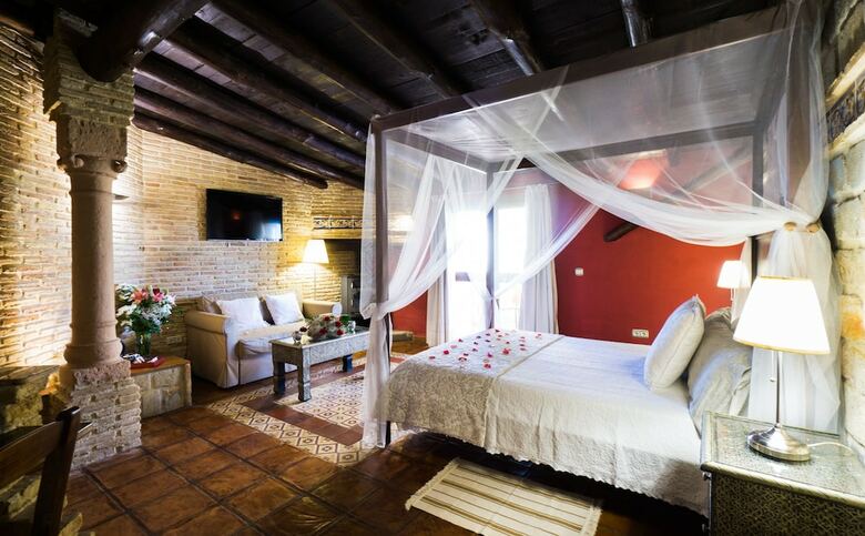 Hostal Posada Los Cantaros