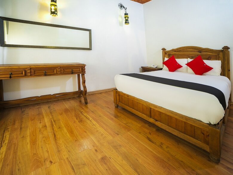 Hotel La Mansi�n Del Quijote