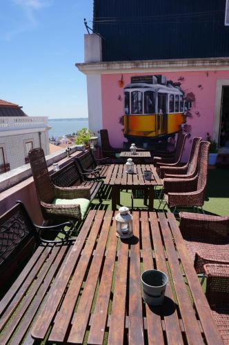 Alfama Patio Hostel