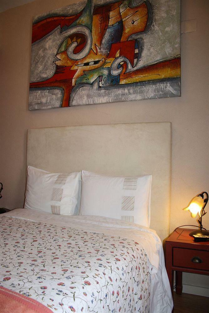 Hostal Residencia Pedra Antiga