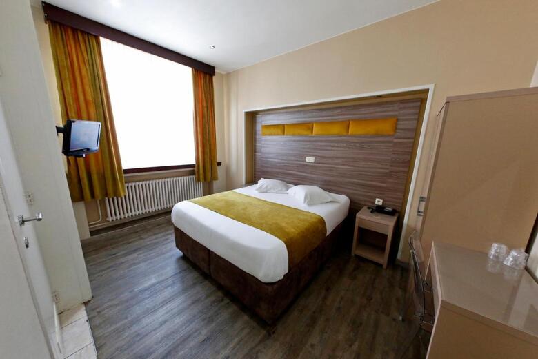 Hotel De France