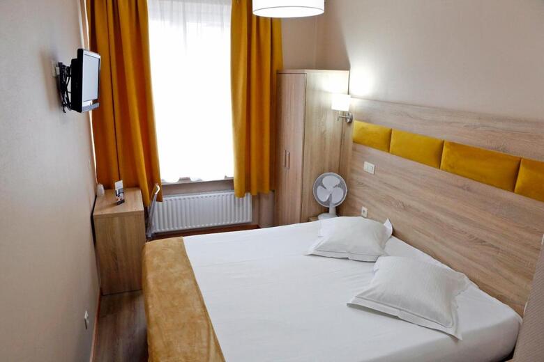 Hotel De France