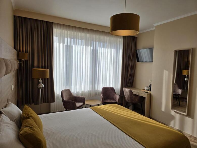 Hotel De France