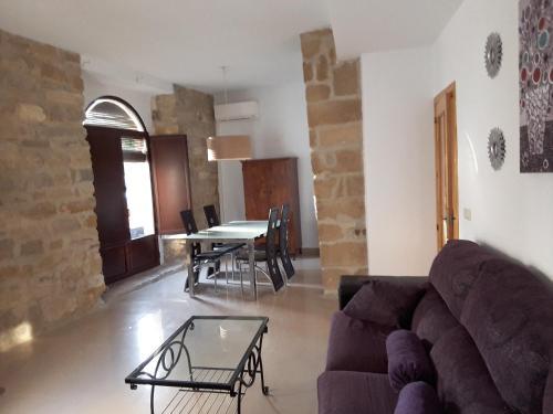 Apartamentos Sol De Mayo