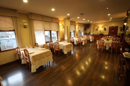 Hostal Restaurante M�ndez