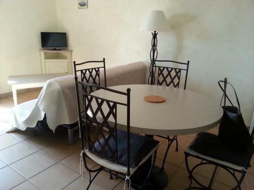Apartamentos Gordes Le Bastidon