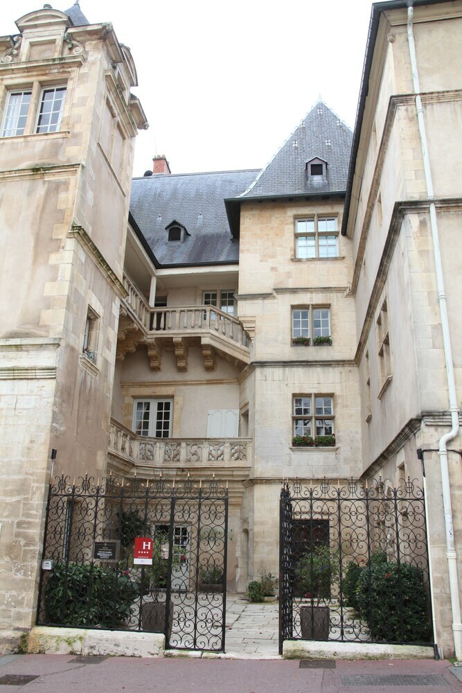 Hotel D'haussonville