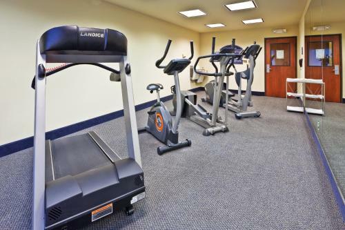 Hotel Holiday Inn Express & Suites