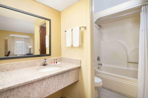 Hotel Days Inn Thomaston
