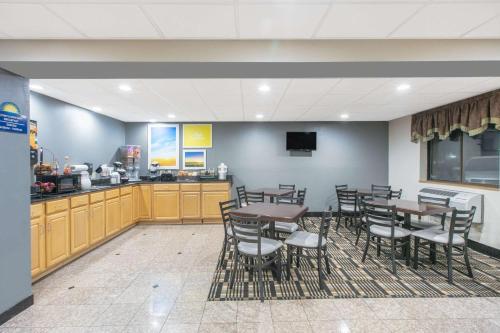 Motel Days Inn Hornell