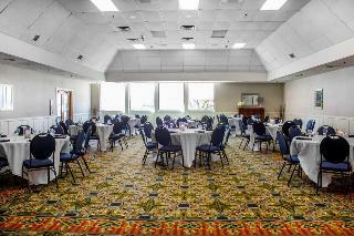 Clarion Hotel Marina & Conference Center