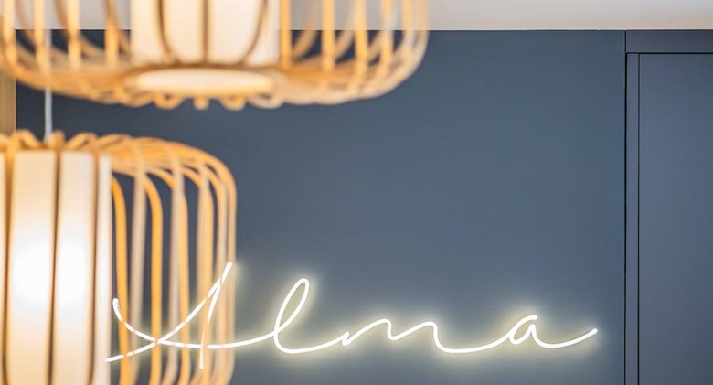 Lady's First Design Hotel