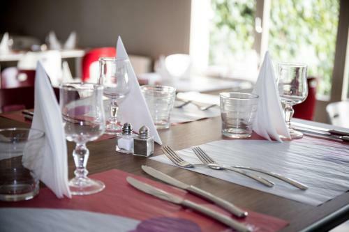 Hotel Campanile Laval Ouest