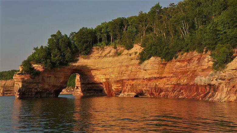 Hotel Pictured Rocks Inn And Suites