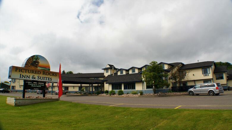 Hotel Pictured Rocks Inn And Suites