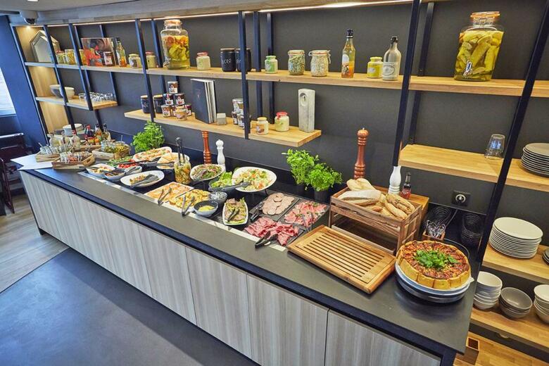 Hotel Kyriad Prestige Le Bourget - Aeroport