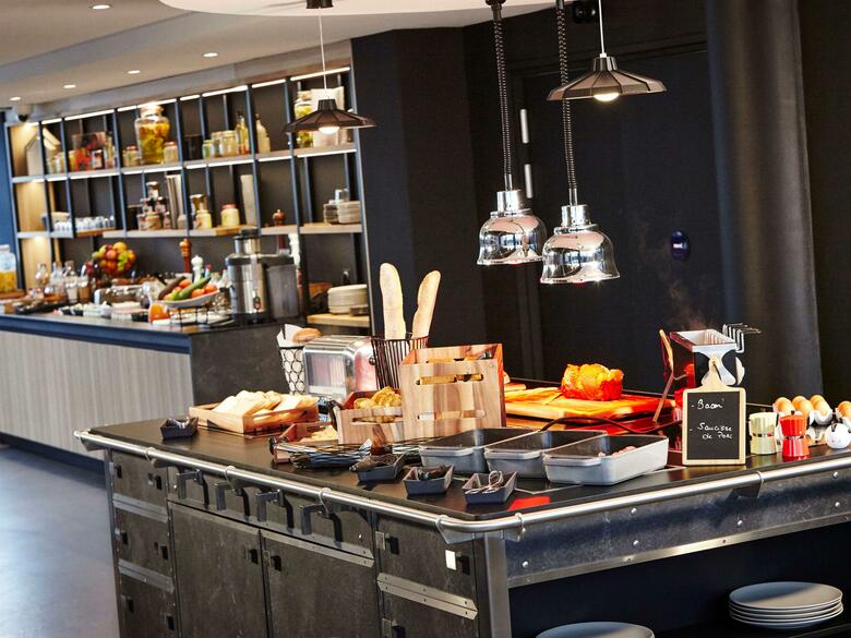 Hotel Kyriad Prestige Le Bourget - Aeroport