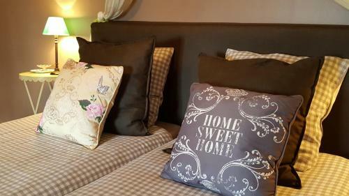 Bed & Breakfast Le Logis De La Poupeliere