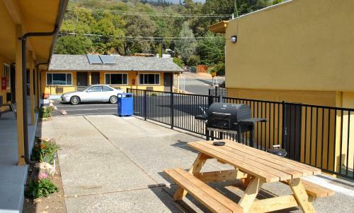 Motel Lake Marina Inn