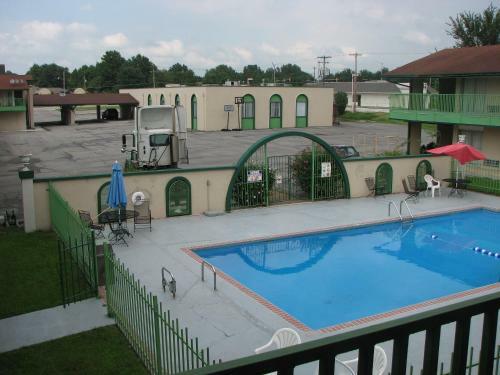 Motel Canterbury Inn & Suites