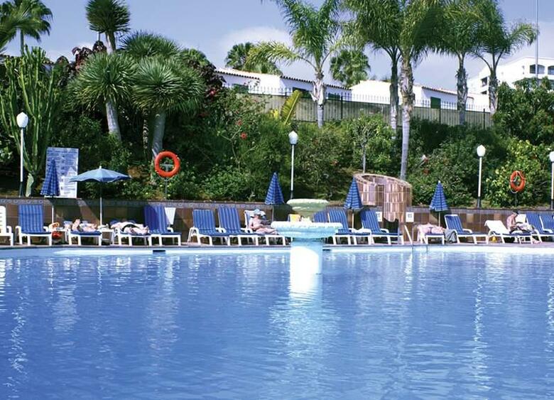 Hotel Caser�o